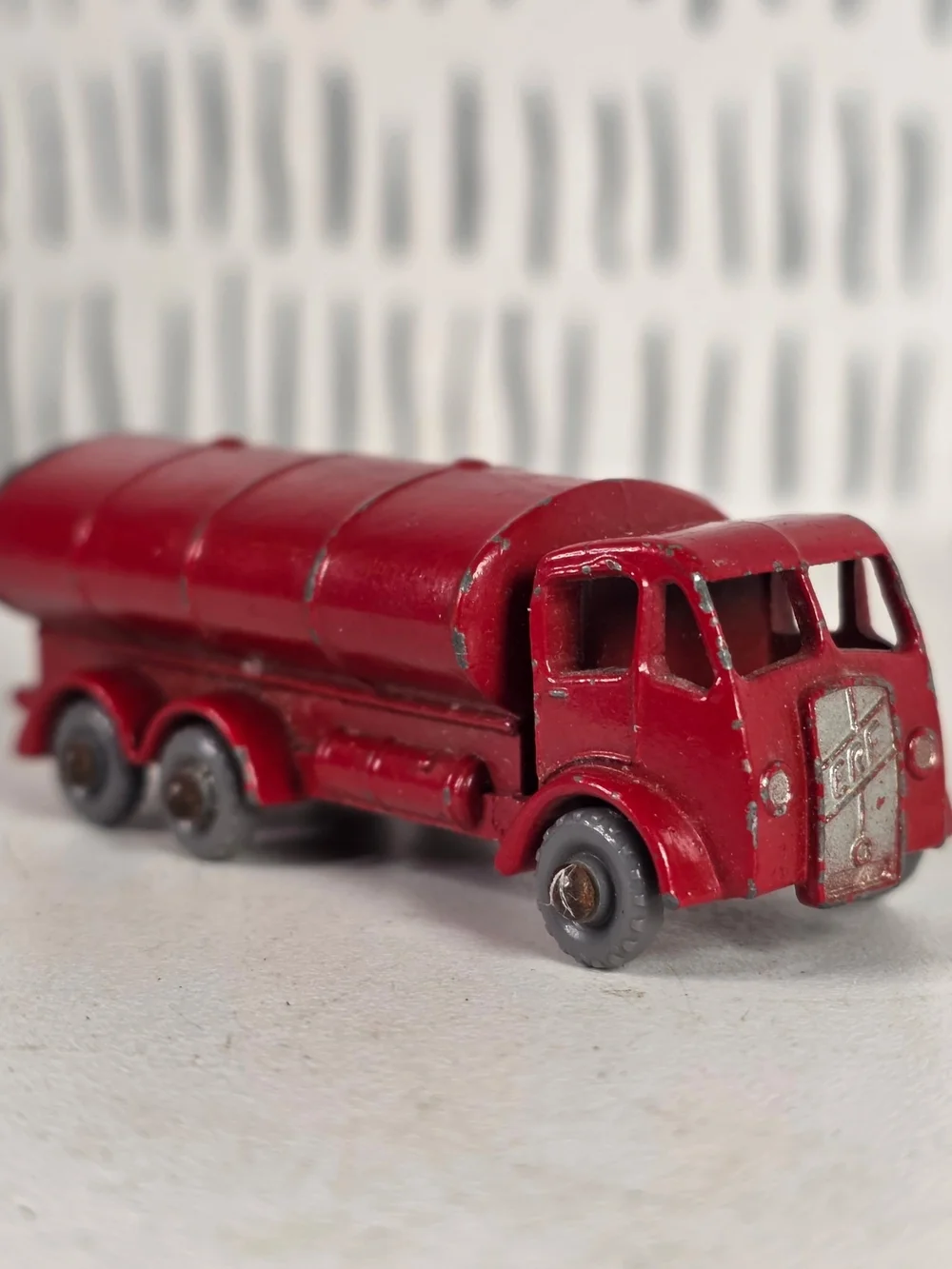 Vintage Matchbox 11b ERF Esso Tanker Lesney Made in England Grey Wheels
